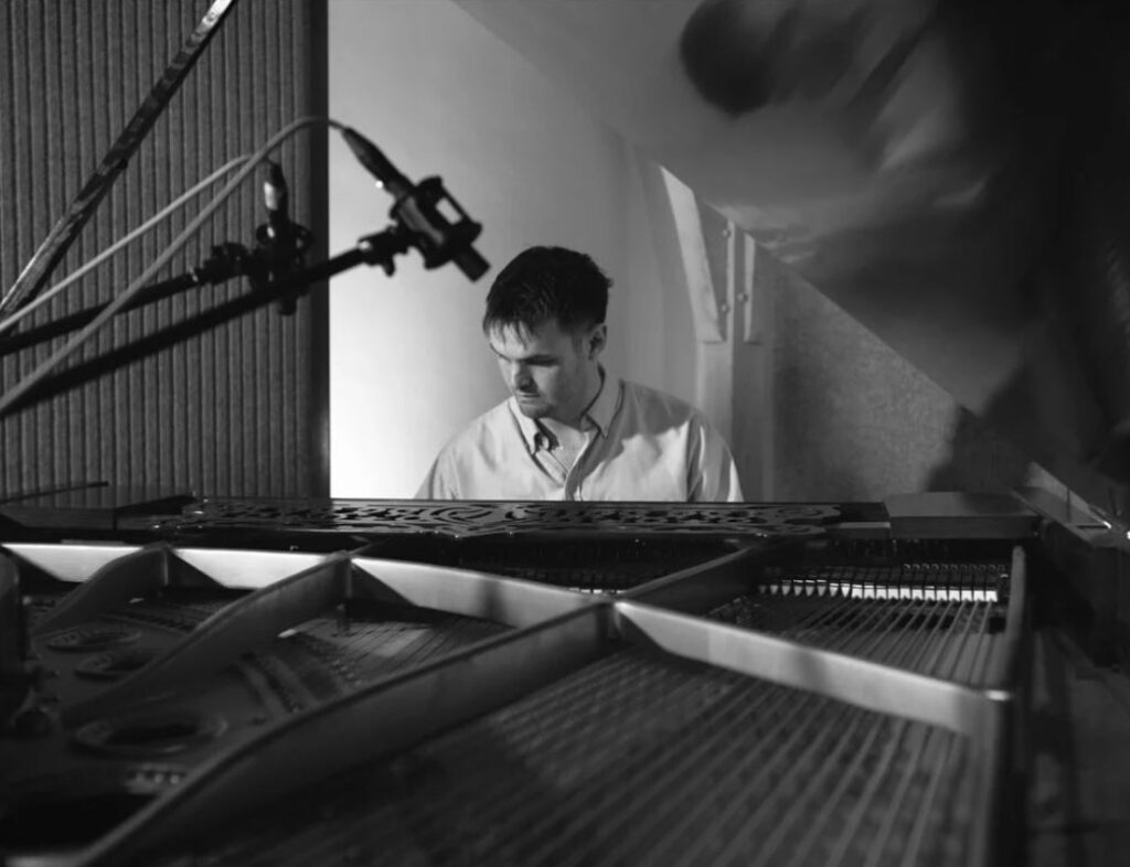 Jack Greenslade piano player